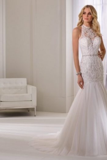 Beautiful Ronald Joyce fishtail wedding dress