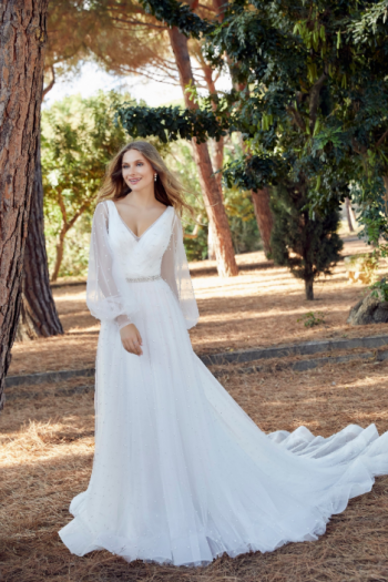 Beautiful Ronald Joyce A line wedding dress