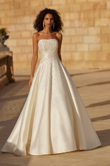 63118 Holiday 1 - Sofi Designs Bridal
